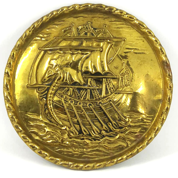 Peerage Other - Peerage Vintage Embossed plate 6.25"